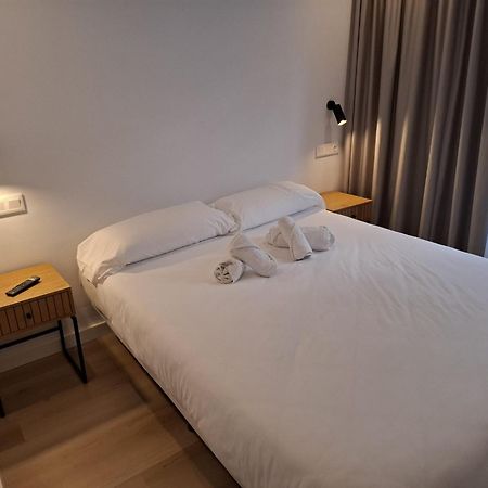 Apartamentos Aurea Pal 8 Y Gran Atenea Esperanto 5 ベニドルム エクステリア 写真