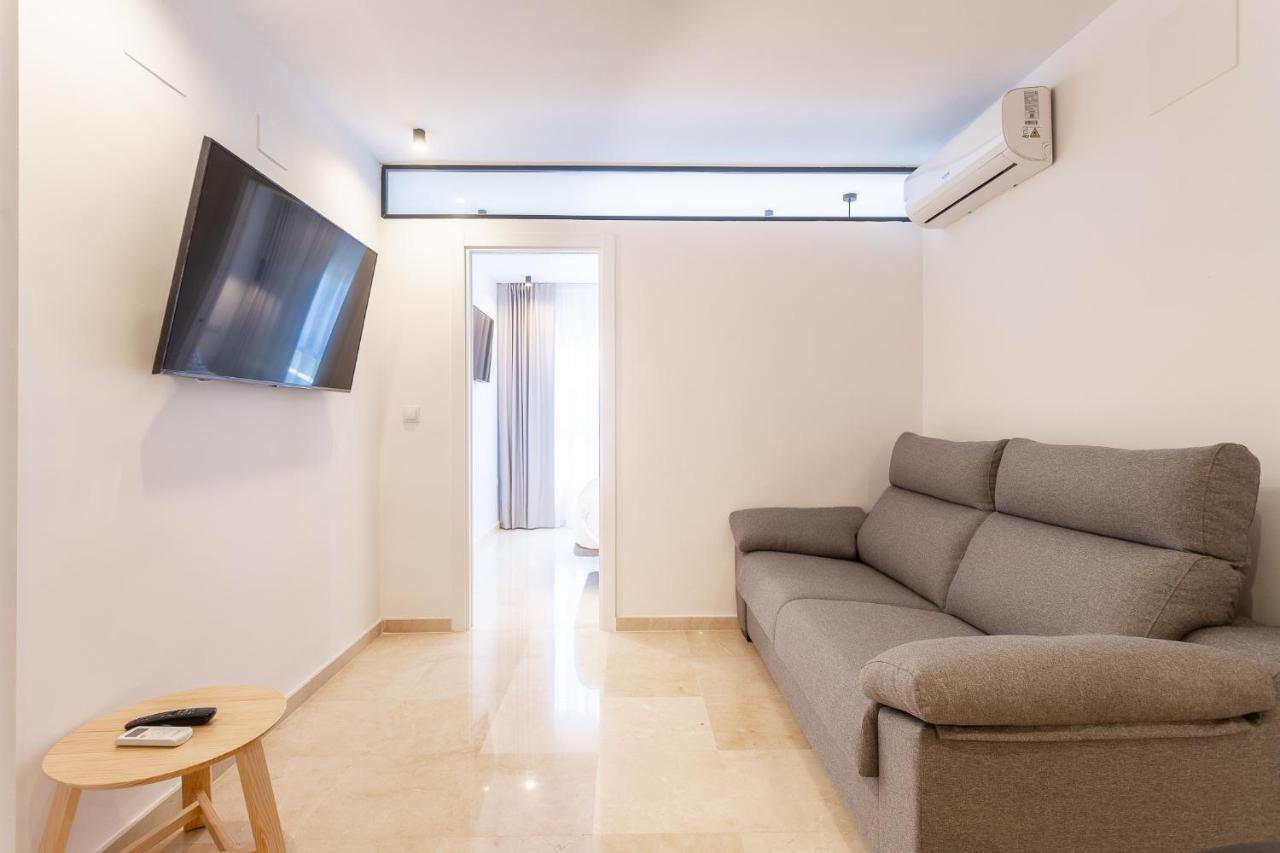 Apartamentos Aurea Pal 8 Y Gran Atenea Esperanto 5 ベニドルム エクステリア 写真